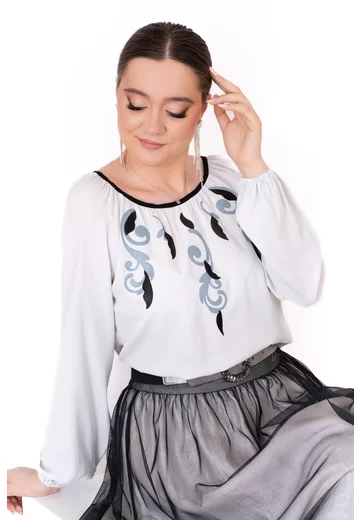 Bluza eleganta din vascoza grizata accesorizata cu broderie