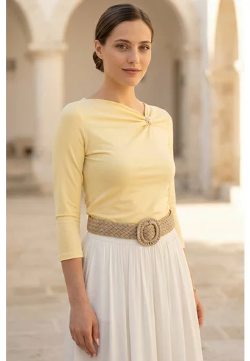 Bluza eleganta galben pudra cu detaliu din perle