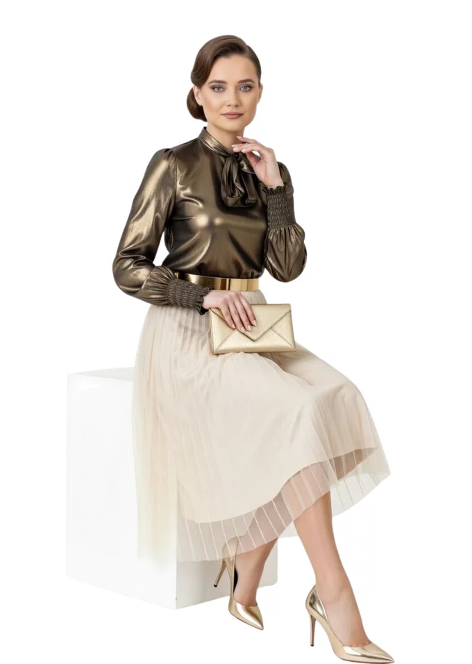 Bluza eleganta gold bronze din voal peliculizat cu detaliu tip funda