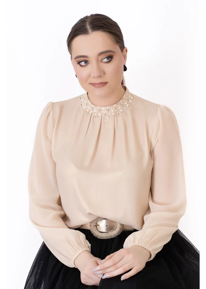 Bluza eleganta gold sidef decorata cu colier din pietre si perle