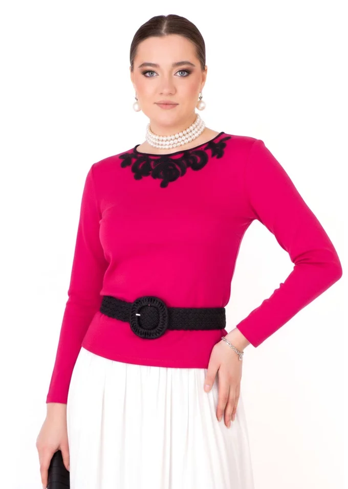 Bluza eleganta roz fucsia decorata cu broderie