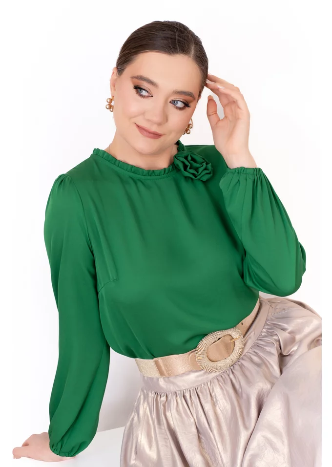 Bluza eleganta verde accesorizata cu floare