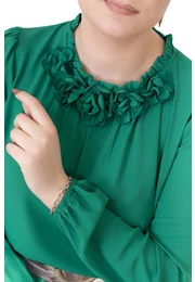 Bluza eleganta verde jad decorata cu colier din flori
