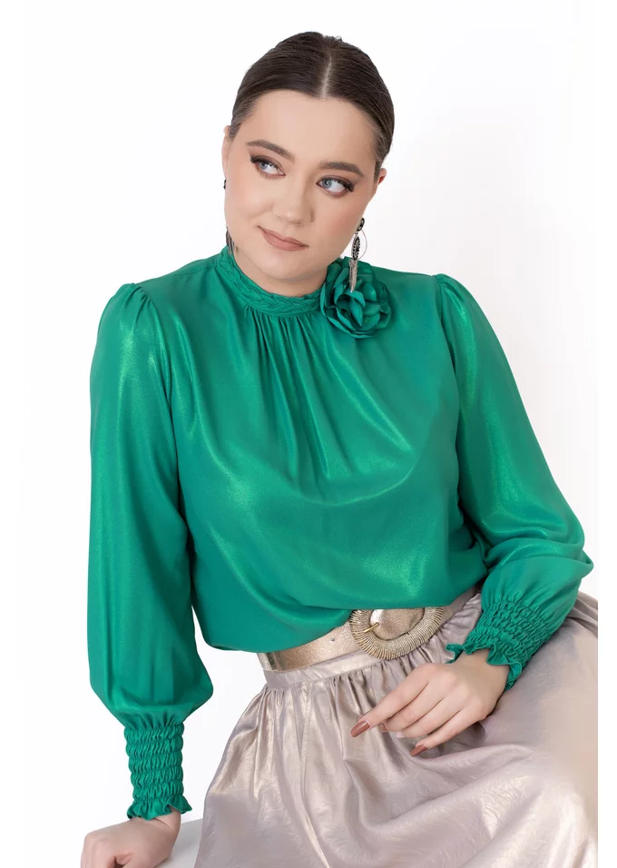Bluza eleganta verde jad sidefat decorata cu floare