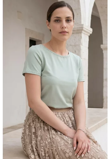 Bluza eleganta verde menta decorata cu perle