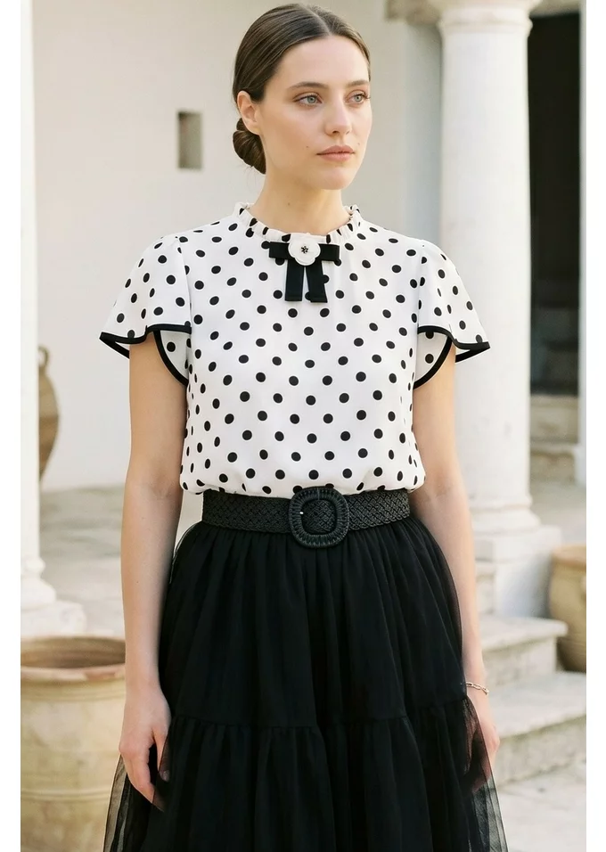 Bluza fancy polka charm din vascoza alb negru