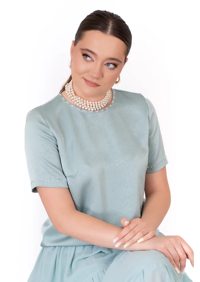 Bluza glam din satin cu vascoza si pietre iridescente