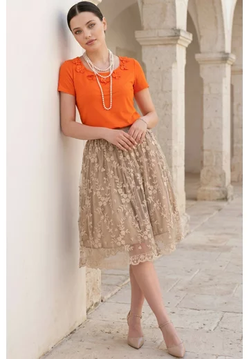 Bluza portocaliu aprins decorata cu flori