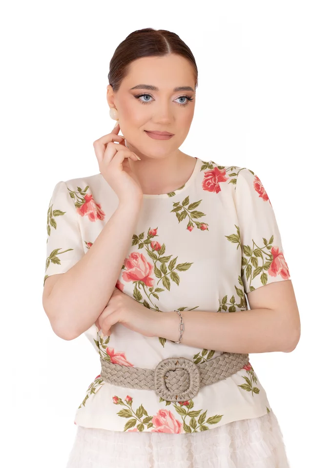 Bluza romantica cu maneca scurta  din vascoza cu imprimeu rose