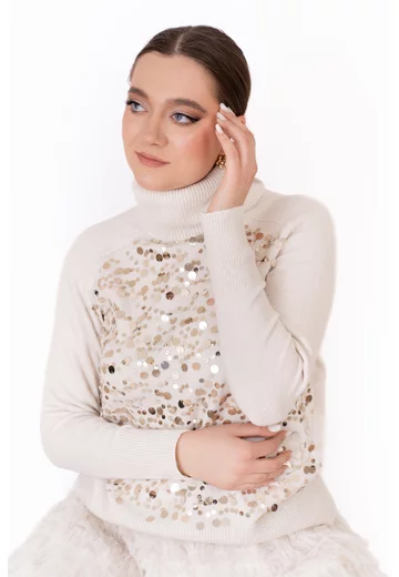Bluza tricotata crem accesorizata cu paiete