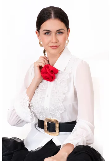 Camasa alba cu jabou si dantela