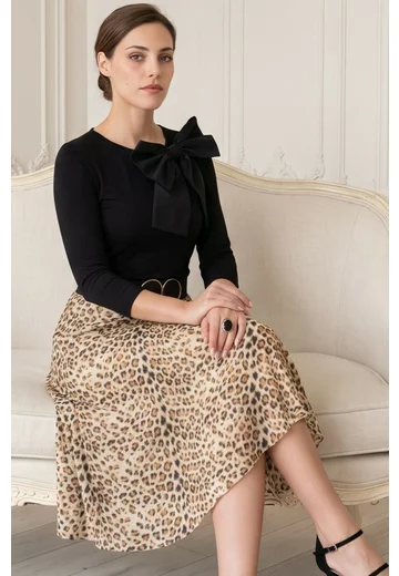 Fusta amour animal print din vascoza satinata