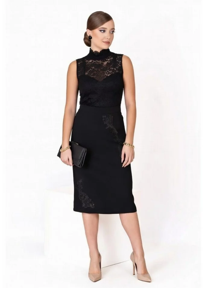 Fusta classy neagra cu broderie aplicata