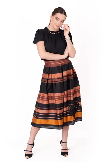 Fusta cocktail brownie stripes din organza de matase cu dungi