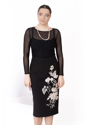 Fusta conica abstract elegance