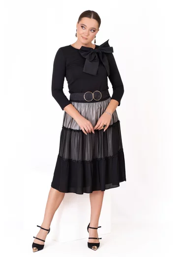 Fusta cream shadows in treceri de texturi crem negru