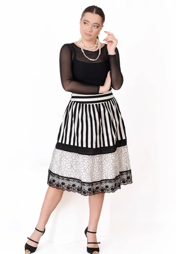 Fusta dual tone din jaqard cu broderie