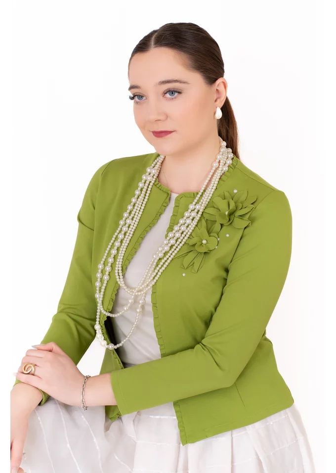 Jerseu eclat green decorat cu flori si perle