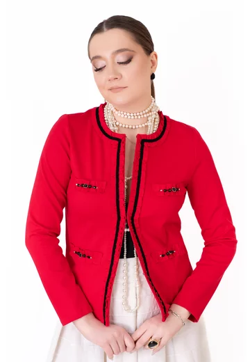 Jerseu red flame  accesorizat cu strasuri in contrast