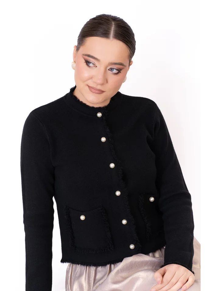 Jerseu tricotat negru  decorat cu perle