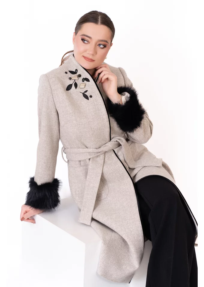 Palton smokey chic fumuriu din lana cu cordon , blanita si detalii din pietre