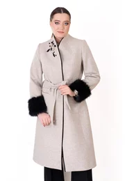 Palton smokey chic fumuriu din lana cu cordon , blanita si detalii din pietre