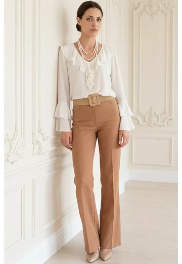 Pantalon camel drept usor evazat