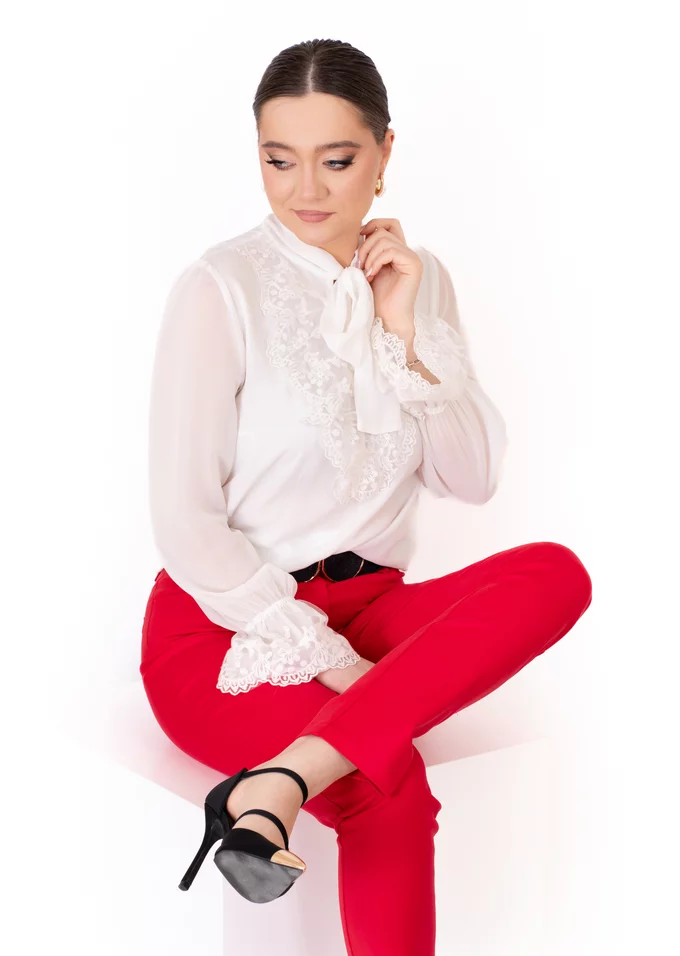 Pantalon conic rosu corai