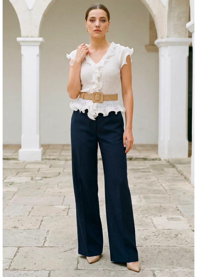 Pantalon cu talie  inalta usor evazat din in natur navy