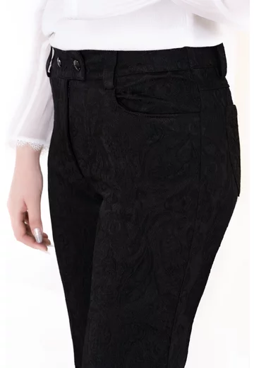 Pantalon elegant evazat din brocard negru