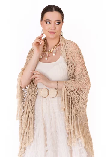 Poncho tricotat auriu cu franjuri