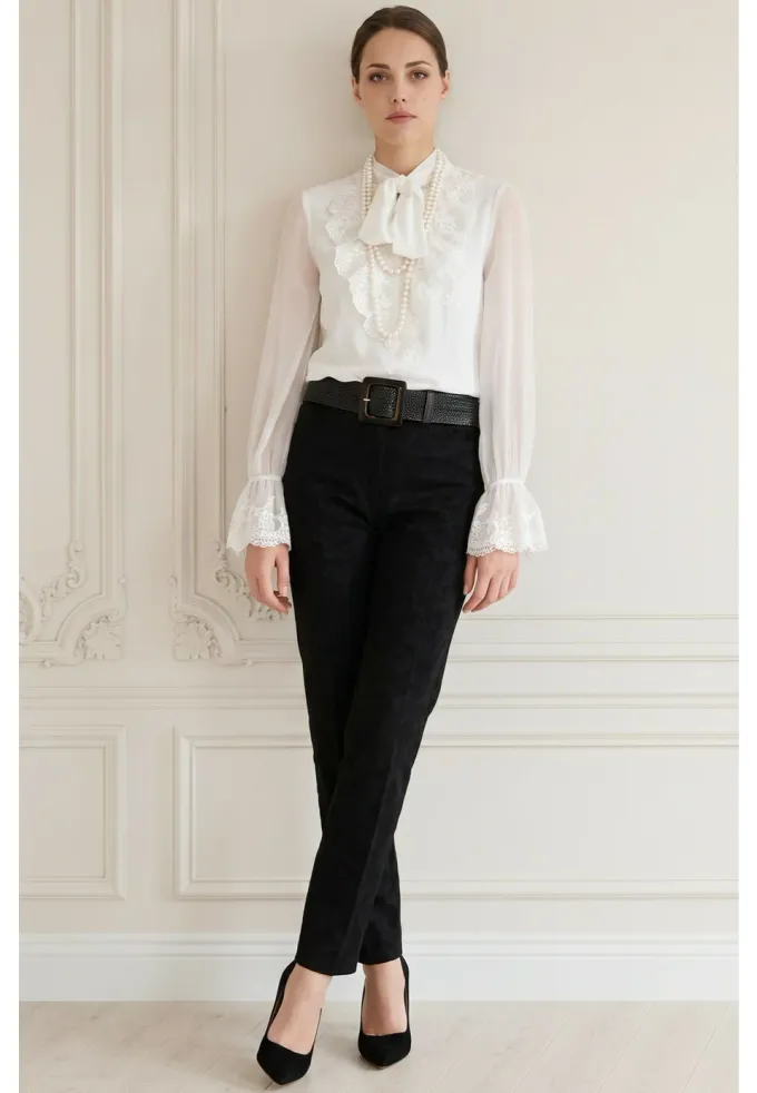 Pantalon elegant conic din brocard negru