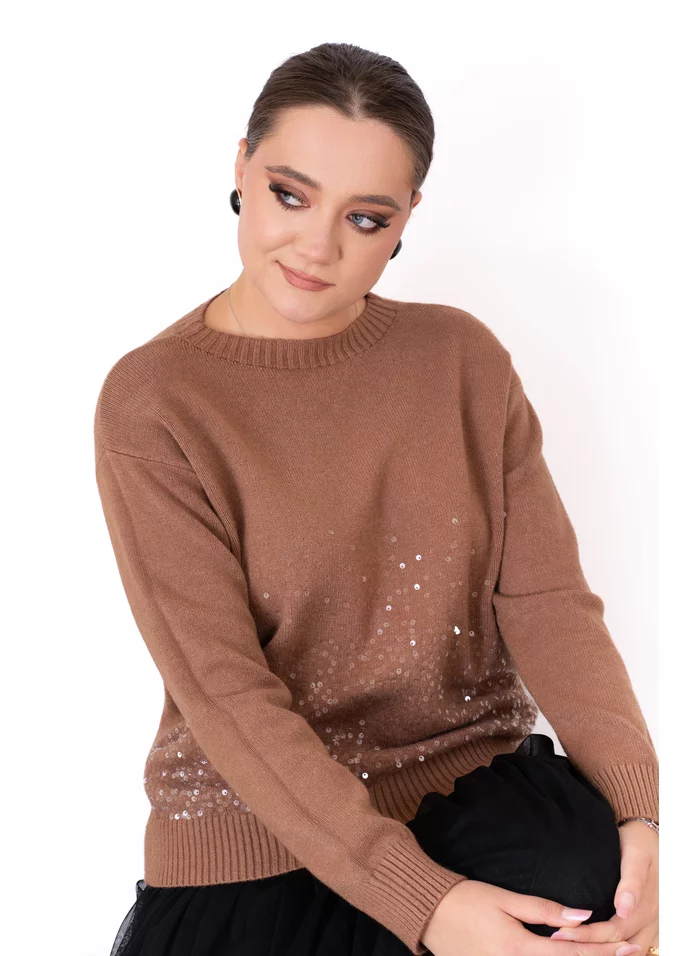 Pulover elegant maro  accesorizat cu paiete