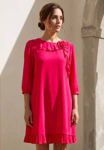 Rochie a line din vascoza ciclam cu detaliu floral