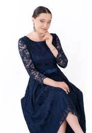 Rochie asimetrica din dantela macrame navy decorata cu funda