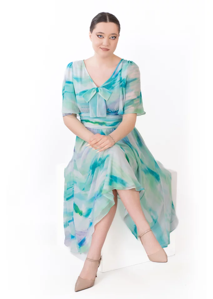 Rochie cocktail aqua pastel din matase in degrade cu detaliu tip fundita