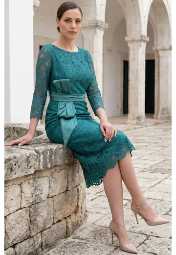Rochie conica din dantela macrame turquoise cu detaliu tip funda
