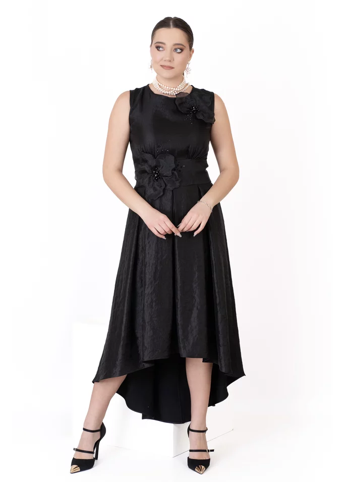 Rochie de gala asimetrica decorata cu flori si perle ton in ton
