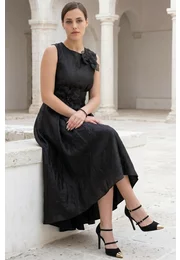 Rochie de gala asimetrica decorata cu flori si perle ton in ton