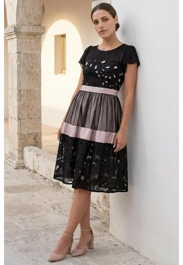 Rochie de gala golden ember din broderie ghipur in nuante bej auriu