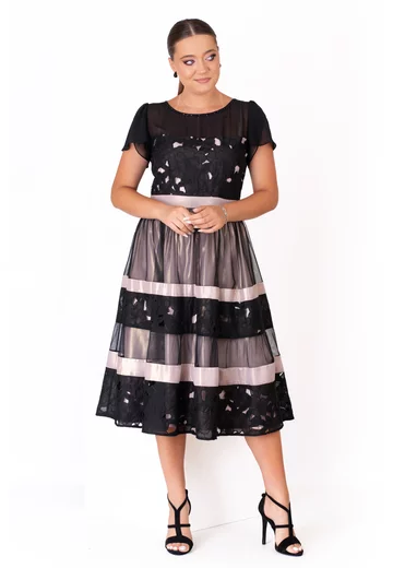 Rochie de gala golden ember din broderie ghipur in nuante bej auriu