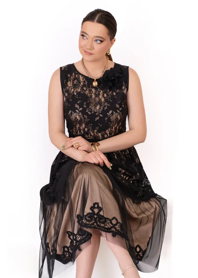 Rochie de gala lace ember din broderie ghipur neagra in nuante de nude bronze cu floare