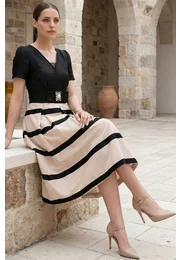 Rochie de gala rafined stripes cu funda si pietre