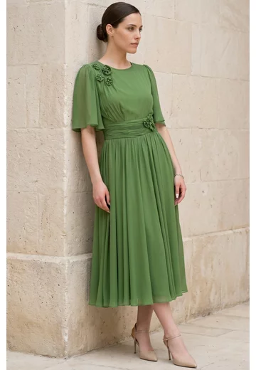 Rochie de gala verde crud decorata cu flori si pietre
