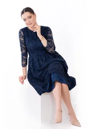 Rochie din dantela macrame navy cu detalii satinate