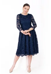 Rochie din dantela macrame navy cu detalii satinate