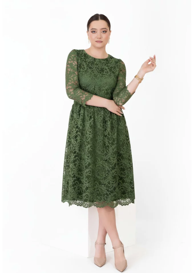 Rochie din dantela macrame verde pin cu detalii satinate