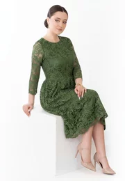 Rochie din dantela macrame verde pin cu detalii satinate