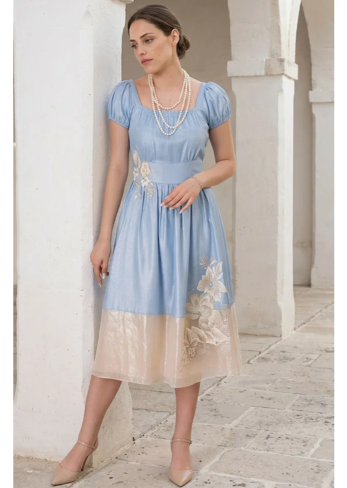 Rochie din in peliculizat sky blue cu insertii crem auriu cu maneca elasticizata