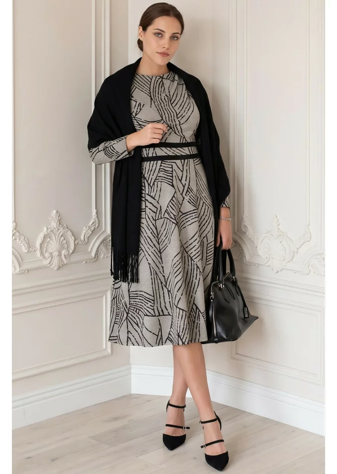 Rochie din jerse gri cu print abstract accesorizata cu funda